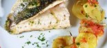 Llobarro salvatge al forn amb patates